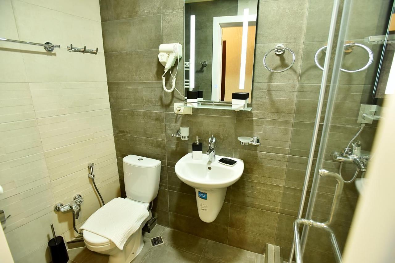 Family Hotel Vere Tower Tbilisi Exterior photo