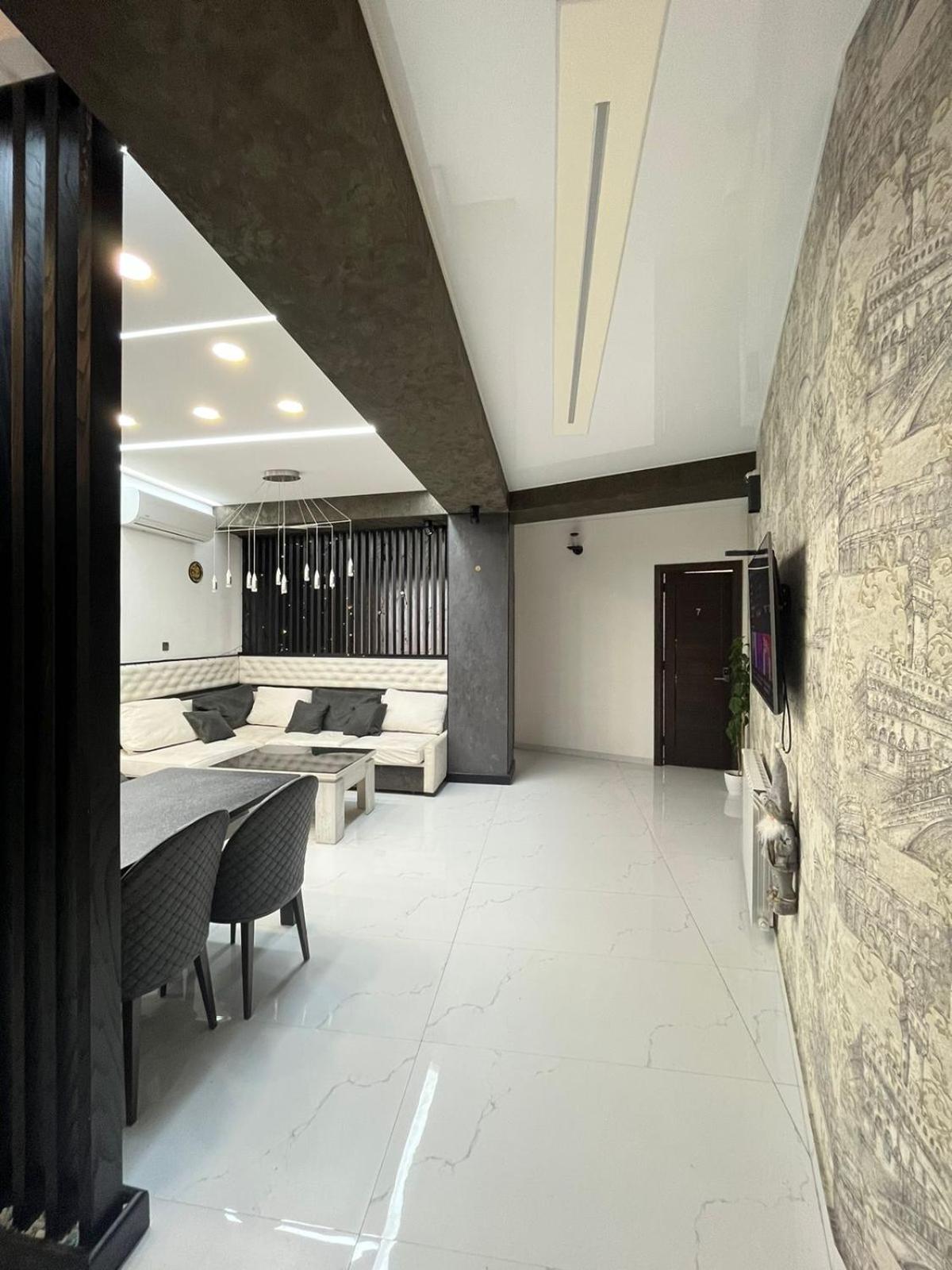 Family Hotel Vere Tower Tbilisi Exterior photo