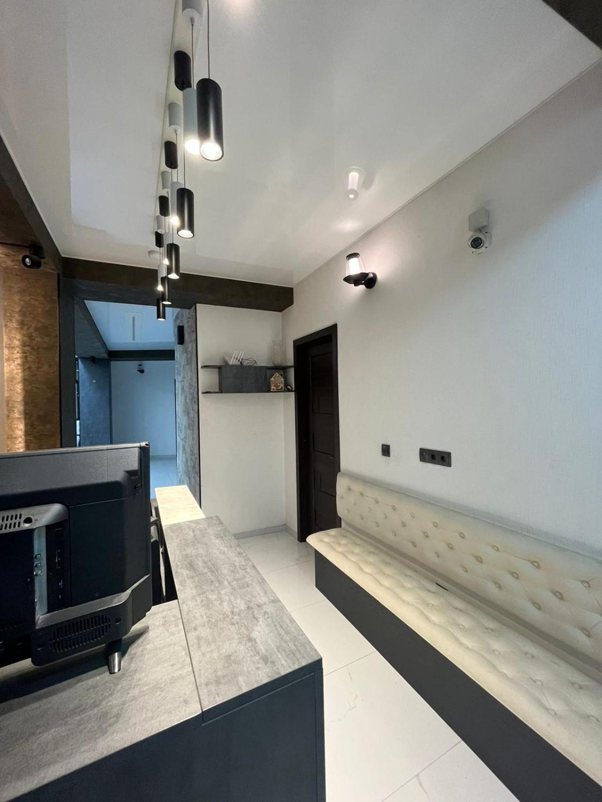 Family Hotel Vere Tower Tbilisi Exterior photo