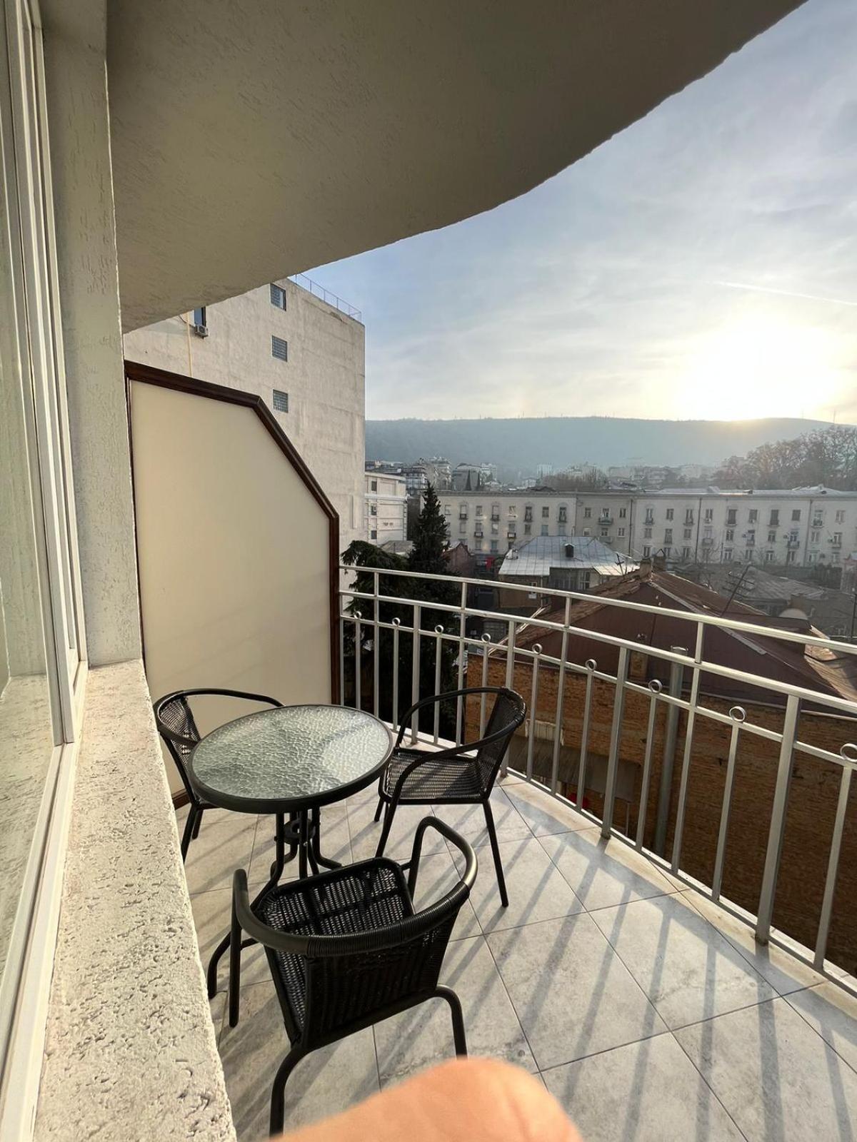 Family Hotel Vere Tower Tbilisi Exterior photo