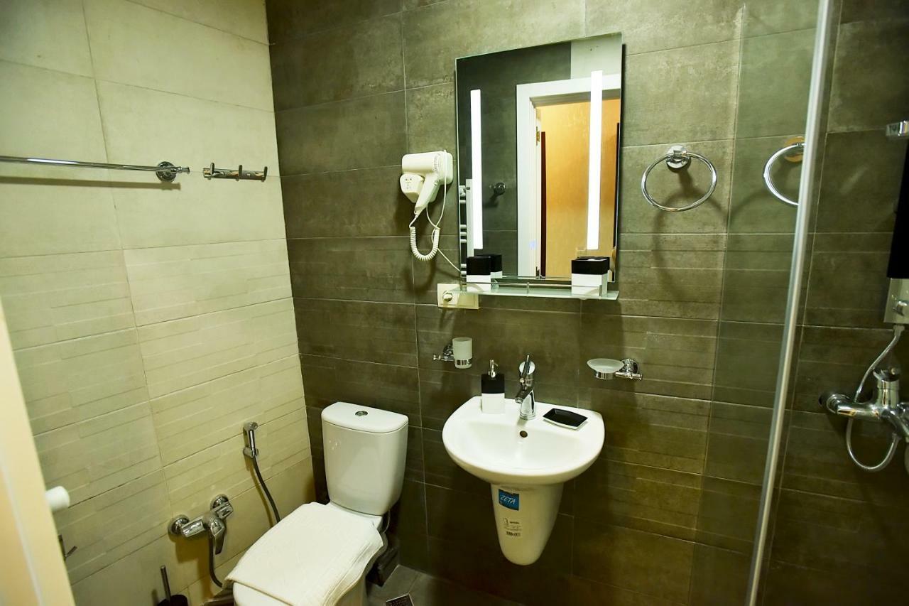 Family Hotel Vere Tower Tbilisi Exterior photo
