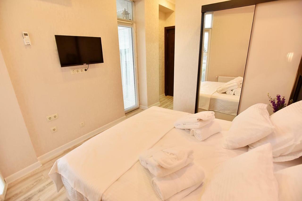 Family Hotel Vere Tower Tbilisi Exterior photo